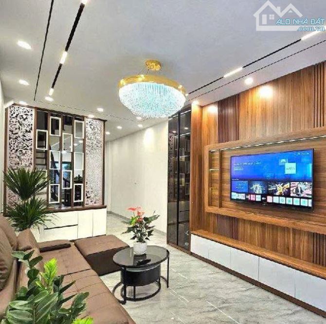 BÁN NHÀ TÂY MỖ_Ô TÔ ĐỖ CỬA_42M2X5T, NGÕ RỘNG THOÁNG, Ô TÔ ĐỖ NGÀY ĐÊM, VIEW VINCOM - 2