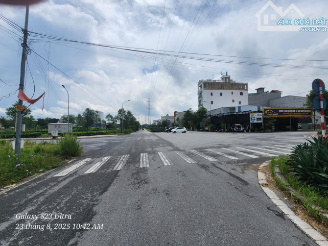 BÁN ĐẤT MẶT ĐƯỜNG XUÂN THỦY KHU BÃI VIÊN - 2