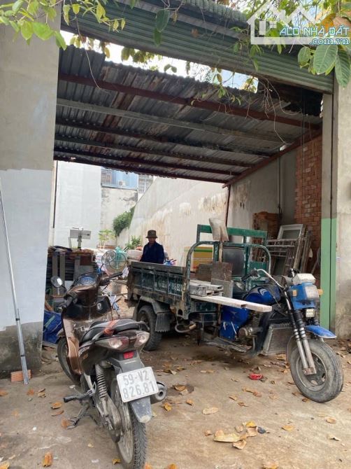 ĐẤT LỚN MẶT TIỀN HUỲNH THỊ HAI 241M2 -NGUYỄN ẢNH THỦ- TÂN CHÁNH HIỆP-ĐƯỜNG RỘNG 15M - 2