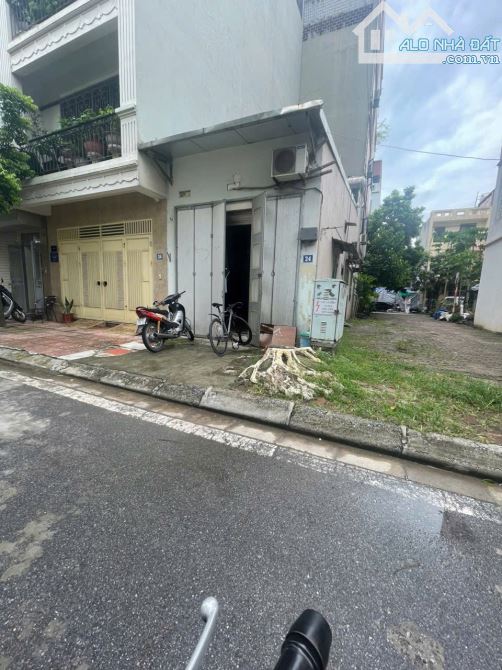 BÁN LÔ ĐẤT 45M TÁI ĐỊNH CƯ THẠCH BÀN LONG BIÊN, VỈA HÈ , Ô TÔ TRÁNH CHỈ 13,5 TỎI - 2