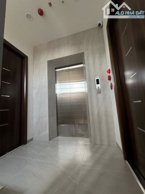 Cực phẩm Apartment Trích Sài LLQ view Hồ Tây 100m² 9 tầng lô góc dòng tiền 41 tỷ - 2