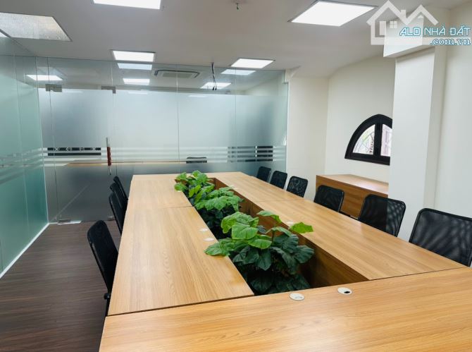 Bán nhà Liền Kề Bắc Linh Đàm lô góc, 75m2, xây 4 tầng ,thang máy,view vườn hoa. - 2