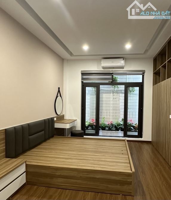 KO NHÌN NHẦM ĐÂU- NGÃ TƯ BẠCH MAI-MINH KHAI 42mx5 tầng THANG MÁY, GẦN OTO- TC 8 TỶ CTL - 2