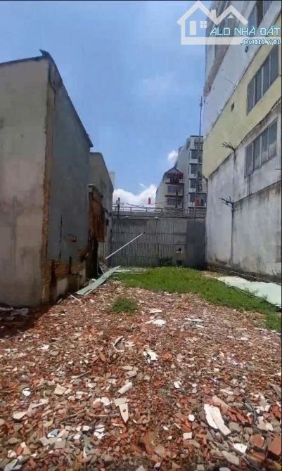 Bán đất Full Thổ Cư MT đường HÀ HUY GIÁP, phường THẠNH LỘC, Q12,dt88m²(5x18).Đường 40m - 2