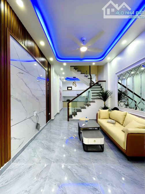 Nhà 4 tầng sân cổng độc lập ngõ nông phố Trần Nguyên Hãn - 2