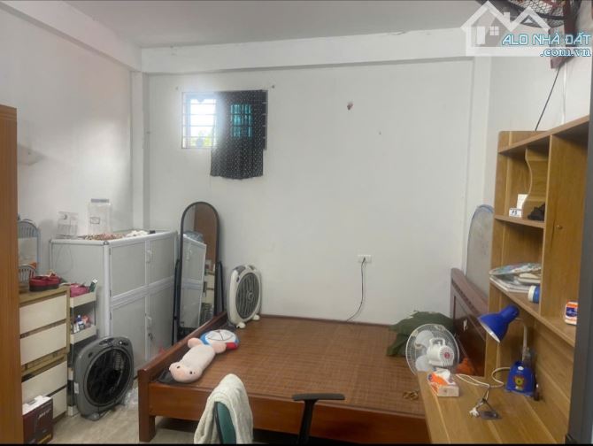 CHÍNH CHỦ CẦN BÁN GẤP - NHÀ 3 TẦNG MỚI, 43M2, Ô TÔ ĐỖ CỬA GIÁ ĐẦU TƯ - 2