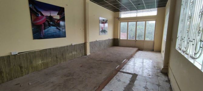 Bán Đất  Tặng  Nhà 1 trệt 1 lầu cũ lô góc 2 mặt tiền buôn bán Thuộc giáo xứ Lộ Đức - 2