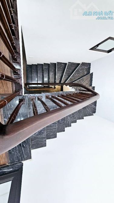 Xuân Thủy – Trung Tâm Cầu Giấy – Giá 10 tỷ 42m2 - 2