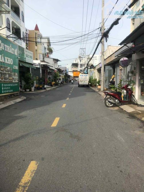 cần bán nhà cấp 4 đối diện công viên đang cho thuê ổn định - 2