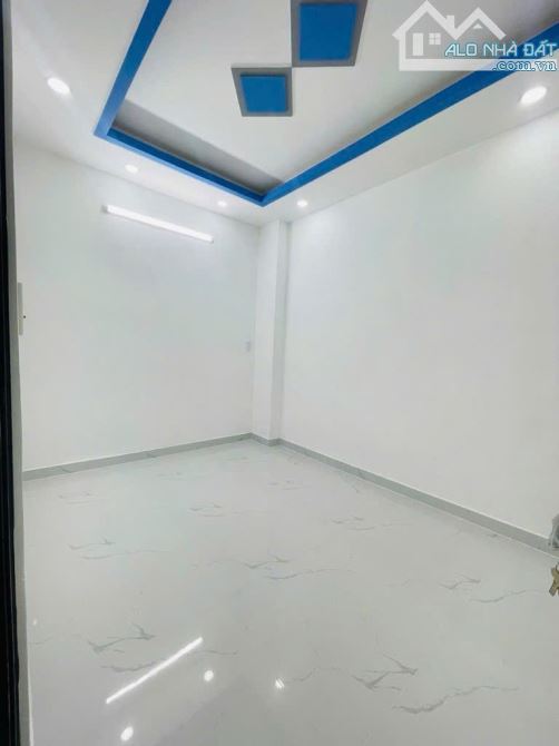 NHÀ MỚI ĐẸP LÊ VĂN QUỚI - 60M2 - 2 TẦNG - HXH - GIÁ CHỈ NHỈNH 5 TỶ - 2