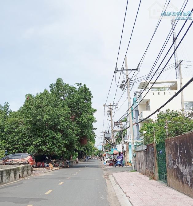 Bán nhà C4 đường kinh doanh Dương Qquảng Hàm , DT 5X27M chỉ 15 tỷ TL - 2