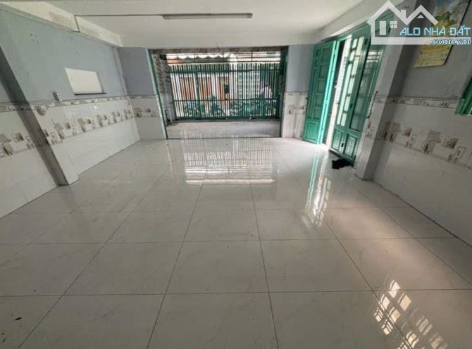 Bán nhà hẻm xe hơi, Lê Văn Quới, Bình Tân, 59.5 m² (4.2m x 14m) - Giá 6.4 tỷ TL - 2