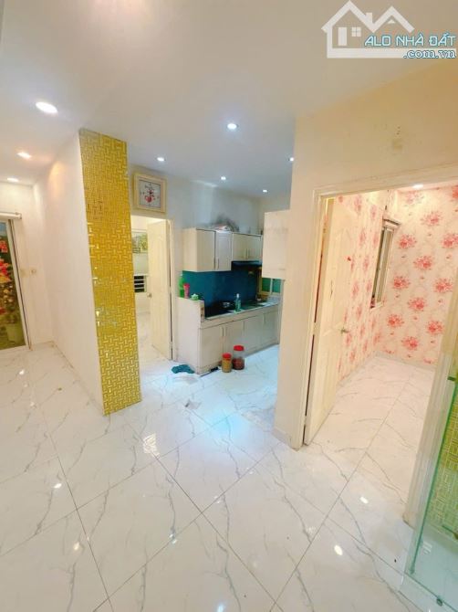Chung cư 155 Nguyễn Chí Thanh ,P9 Q5. DT 7,4 x 8,2 2PN. Giá 3,48 tỷ TL.  căn hộ lầu 16 - 2
