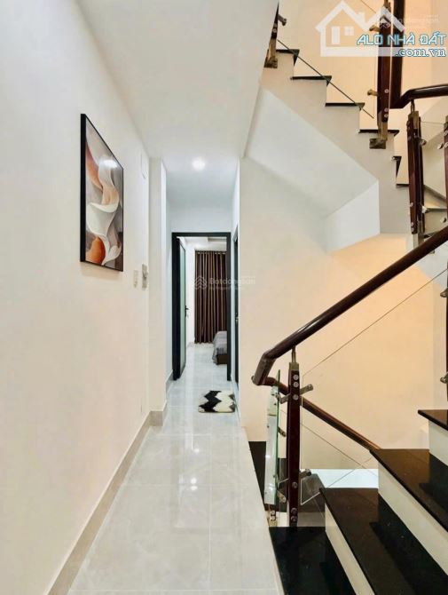 Sang nhượng căn nhà địa chỉ phường 12 Hoàng Dư Khương (67,5m2) giá 2tỷ3 đường 6m - 2
