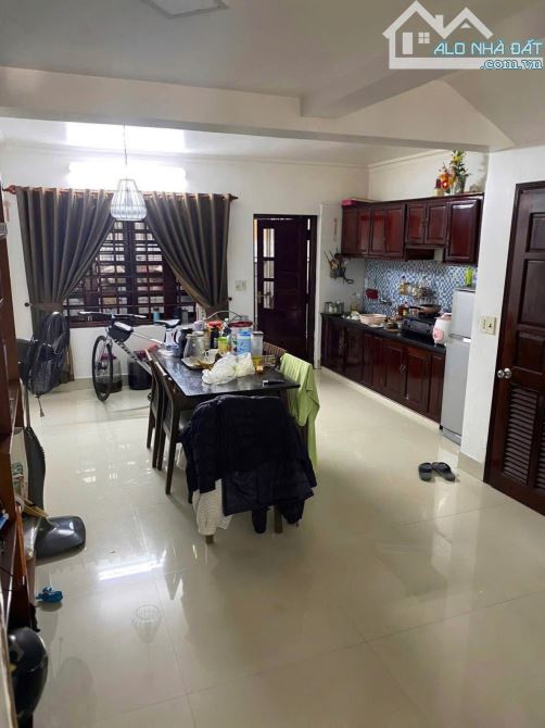 BÁN NHÀ 2 TẦNG KIỆT OTO SỔ HOÀN CÔNG NGUYỄN KHUYẾN - 2