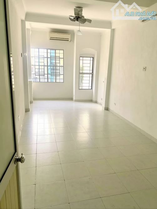 [Quận 3] Bán Nhà HXH 8m, 35m2, 4 Tầng, Đi Bộ Sang Quận 1, Giá Chỉ 8,85 Tỷ - 2
