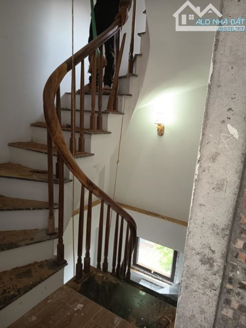 BÁN NHÀ 5 TẦNG – LẠI XÁ, SÁT KĐT HINODE KIM CHUNG, GẦN HỒ ĐIỀU HÒA 33 m2 giá 5.8 tỷ. - 2