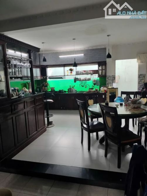 BÁN Biệt Thự  MẶT TIỀN, LIÊN KHU 1-6,Phường Bình trị đông, BÌNH TÂN,179M2,4 Tầng ,13.X tỷ - 2