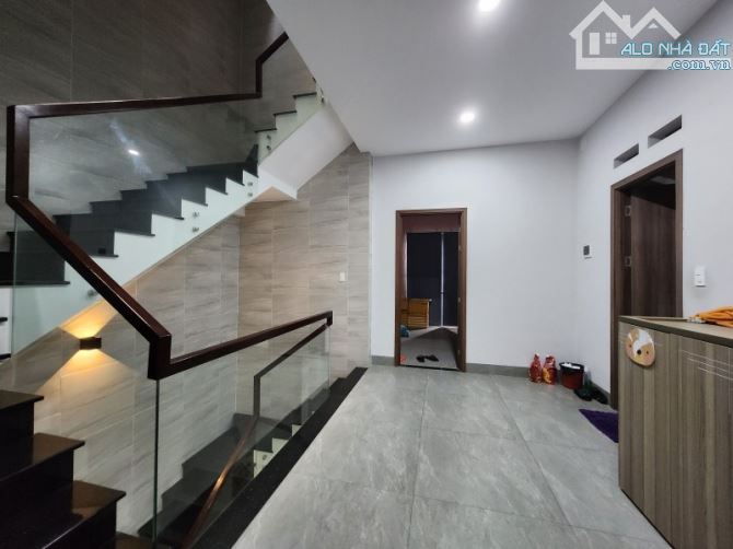bán gấp nhà mặt tiền nguyễn duy trinh – ngay chợ – 19,5 tỷ - 2