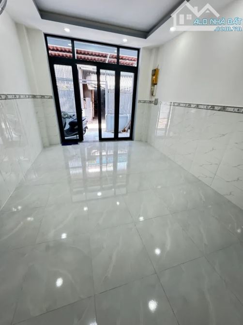 BÁN NHÀ LÔ GÓC , BÙI THỊ XUÂN, TÂN BÌNH,48M2 ,2 Tầng ,hẻm ô tô ,thông ,chỉ 4.9 TỶ - 2