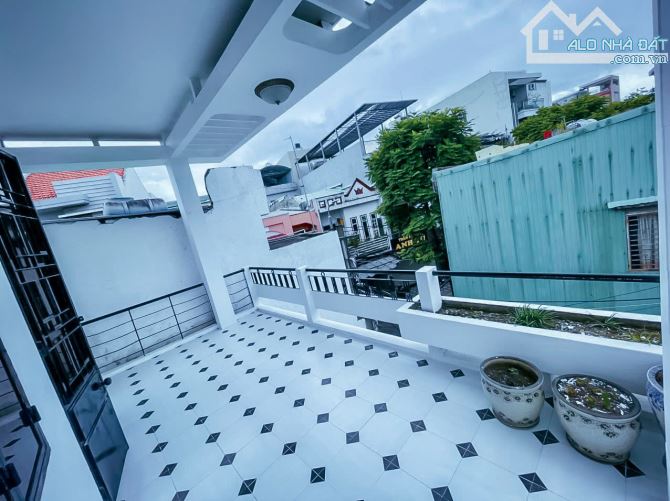 NHÀ 3 TẦNG MỚI KEN ,Ô TÔ VÀO SÂN -CÙ CHÍNH LAN -THANH KHÊ-GIÁ CHỈ 5,15 TỶ - 2