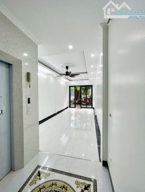 DƯƠNG VĂN BÉ 50M 6 TẦNG THANG MÁY GARA FULL NỘI THẤT XÂY ĐỘC LẬP CHÍNH CHỦ BÁN RẺ - 2