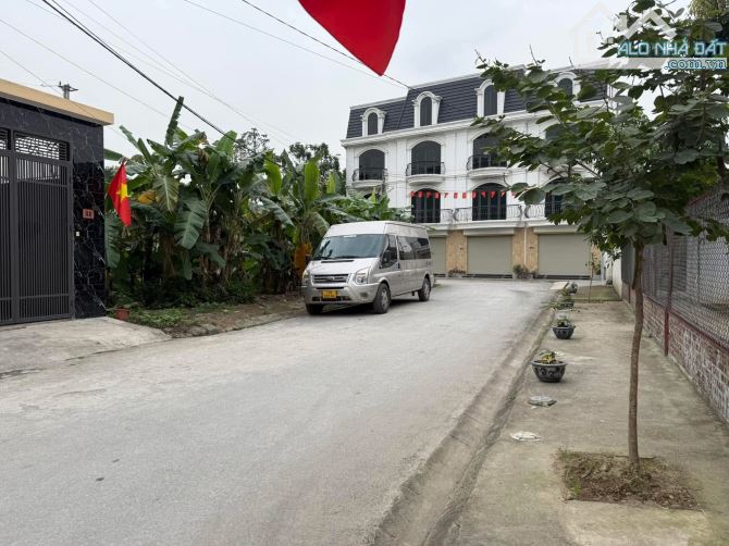 ♦️♦️👉👉Đất phân lô Lương Quán, Nam Sơn, tuyến 2 đường trục thôn, giá chỉ 21tr/m - 2