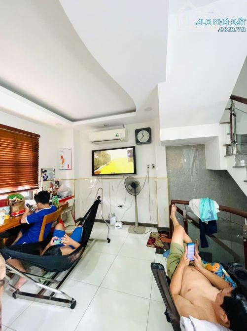 NHÀ 5 TẦNG SANG XỊN CÁCH MT 20 MÉT HẼM 1 SẸC THOÁNG KHU DÂN TRÍ AN YÊN ••••••••••••••••••• - 2