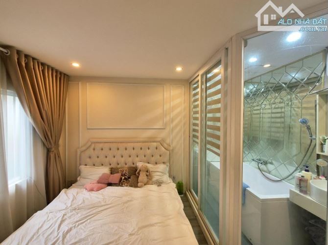 VĂN HƯƠNG- TÔN ĐỨC THẮNG-LÔ GÓC 2 THOÁNG-4 TẦNG-DT25M2-GIÁ CHỈ 5.7 TỶ - 2