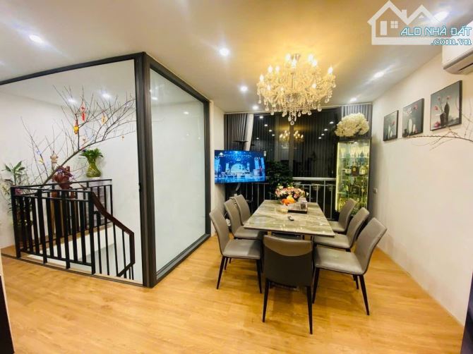 Bán nhà Cầu Giấy 7 tầng thang máy-dòng tiền-nhà siêu đẹp như mới dt 46/50m 7T mt 4,5m - 2