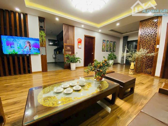 HIẾM 1.0.2! TÒA NHÀ LIỄU GIAI TOWER - KHU PHỐ VIP BA ĐÌNH - 94M2 - 3 NGỦ - 2 WC - VIEW ĐẸP - 2