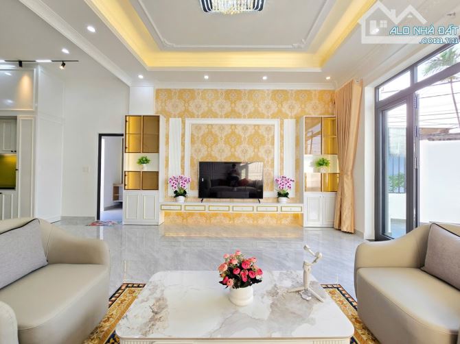 SIÊU PHẨM NHÀ 3 TẦNG, 3 MÊ, 117 M2, ĐÔNG PHƯỚC 1 - CẨM LỆ - 2