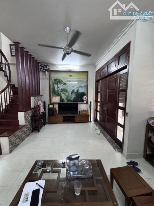 HÀNG RẤT HIẾM KẺ VẼ 71 M 4 TẦNG- MT 7,1 M- LÔ GÓC - NHÀ DÂN XÂY CỰC CHẮC CHẮN - NGÕ SIÊU N - 2