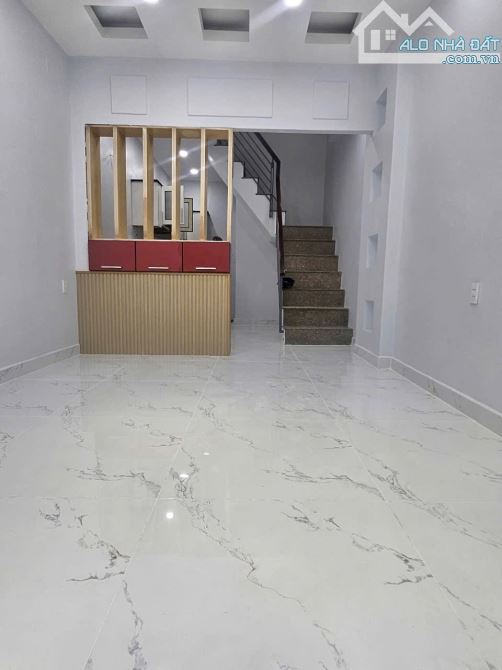 CÁCH MẶT 💵 30m - NHÀ 3 TẦNG TẠI HOÀNG DIỆU Q4 - KHU DC HIỆN HỮU KHÔNG QH - 6Tỷ5 - 2