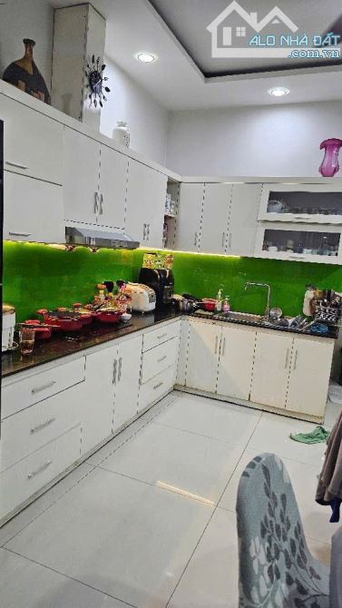Nhà đẹp Tân Bình-Hẻm ô tô 6M-Giáp khu Bàu Cát-Sát MT Âu Cơ-P10-67m2-4x17-4tầng-4PN - 2