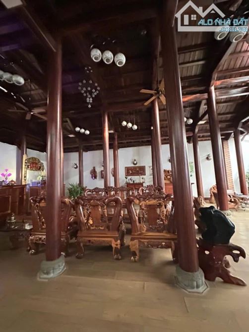 BÁN NHÀ GẦN 500M2 MẶT TIỀN ĐẦU ĐƯỜNG PHẠM NGŨ LÃO. DT: 9,4 x49M NỞ HẬU. GIÁ: 12,8 TỶ - 2