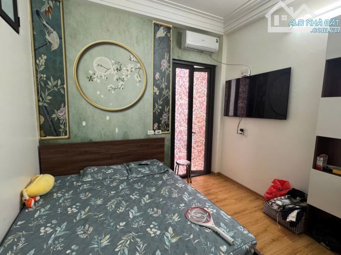 Cho thuê nhà nguyên căn ngõ 126 Vĩnh Hưng 42m2 x 4 tầng. 4 ngủ.3 wc, 13 triệu/tháng - 2