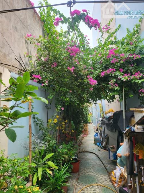Bà Điểm (XTĐ-HM) bán nhà 3 tầng gần Lê Thị Kim 5,4x25 4PN thông các hướng giá 6,5tỷ. - 2