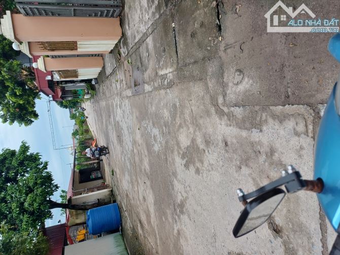 Bán  50m2 đất  văn  giang  _ Hưng Yên _ ôtô  7 chỗ  vào  tận  đất - 2