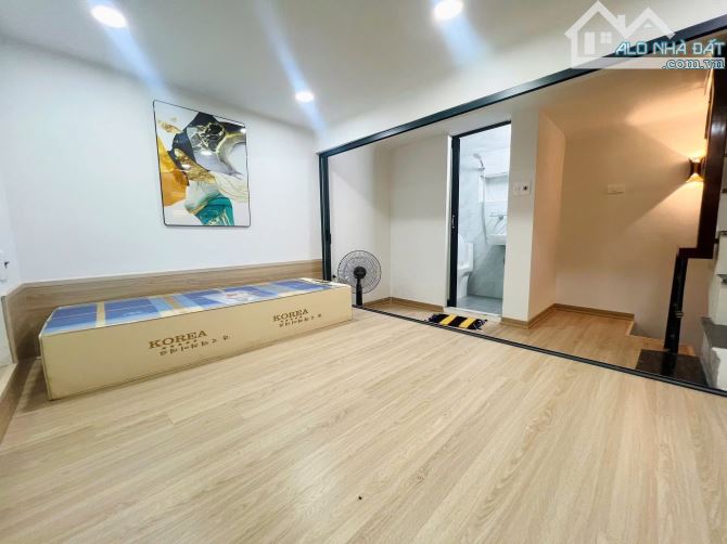 NHỎ XINH VỪA TIỀN 5TẦNG PHỐ MINH KHAI-NGÕ THÔNG RỘNG CHỈ HƠN 4 tỷ - 2