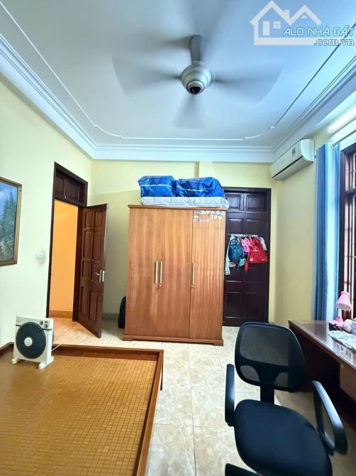 Bán nhà phố Đào Tấn ngõ thông kinh doanh ô tô đỗ cửa 4 tầng ở ngay DT66m2 mặt tiền 5,2m - 2