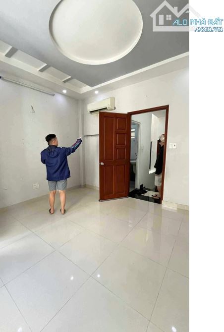 Cho thuê nhà hxh 6m phú thọ hòa, quận tân phú, dt 4 x 13m, nhà 3 lầu, 4pn 4wc - 3