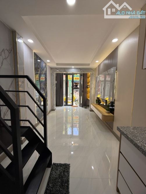 Hiếm,  Mặt tiền vừa ở vừa kinh doanh tại Đường số 2,p16– DT:20m² –  Giá chỉ 2,8 tỷ - 3