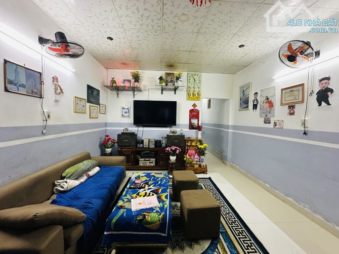 💥BÁN NHÀ CẤP 4 HẺM Ô TÔ 6M Đường LÊ HỒNG PHONG GIÁ CHỈ 3 TỶ 950 TRIỆU - 3