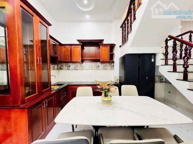 Nhà ngộp Trịnh Đình Trọng, Q.Tân Phú giảm sâu 300 triệu còn 2 tỷ 350 / 64m2, SHR - 3