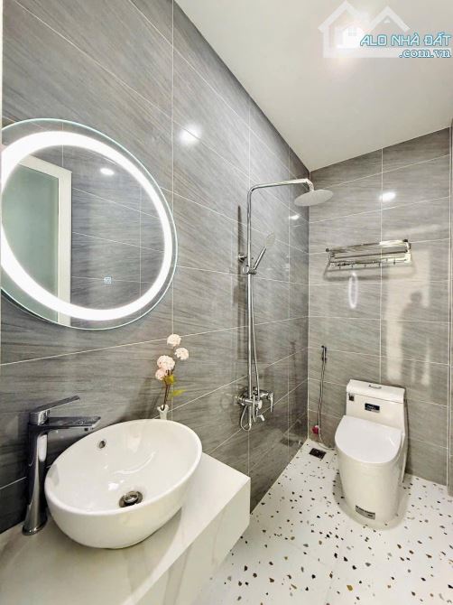 ‼️ Cô chú cần bán căn nhà đang cho thuê đường Hồ Đắc Di - Tân Phú / Giá 2 Tỷ 390 - 3