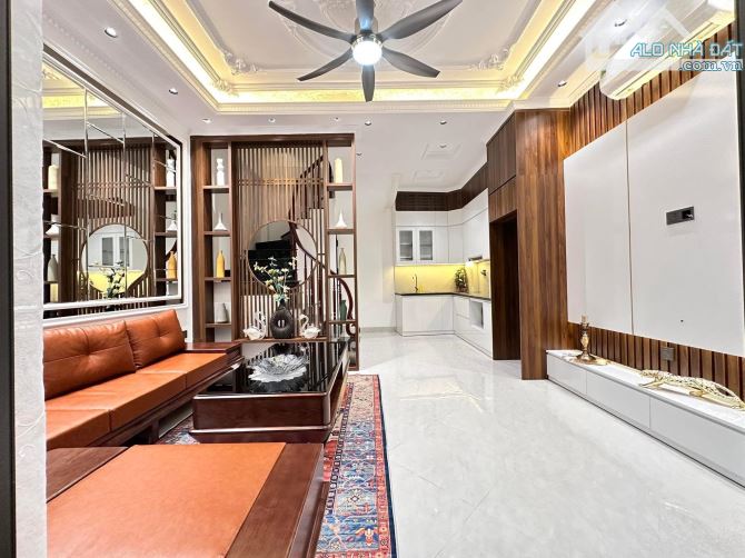 Hiếm! Mặt ngõ Tây Sơn, Kinh doanh, Ô tô, Lô góc, 37M2*5T - 3