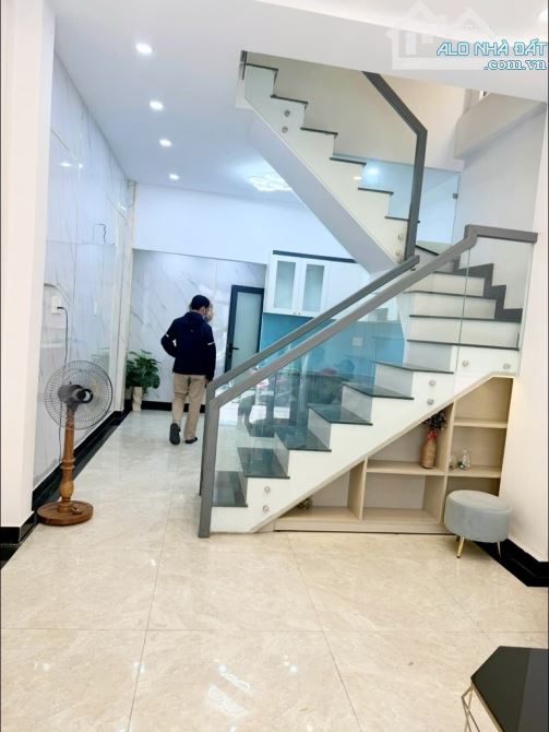 Chỉ 5.5 tỷ - HXH thông, nhà 4T Lũy Bán Bích Tân Phú - 4x11m. Gần Đầm Sen, ở ngay không sửa - 3