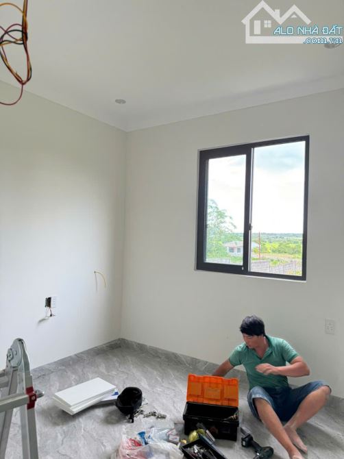 Bán nhà Đang lên đèn và ráp nội Thất  Nhà mới giá tốt nhất Phường BMT - 3