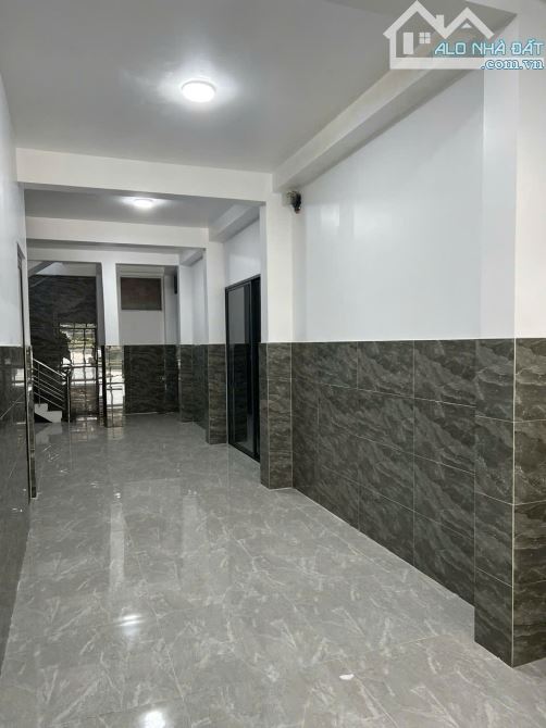 Bán tòa căn hộ 4 tầng 214m2 thấp hơn định giá ngân hàng mặt tiền Trường Chinh 14,x tỷ - 3